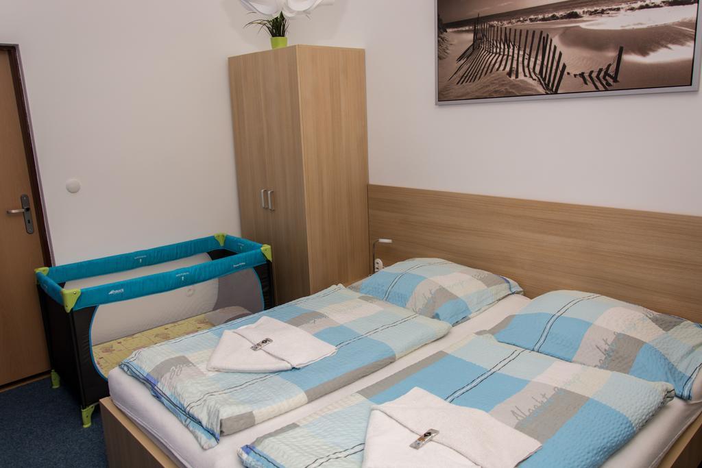 Penzion Harmonie Lednice Exterior foto